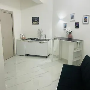https://casa-partenopea.hotels-amalfi.com